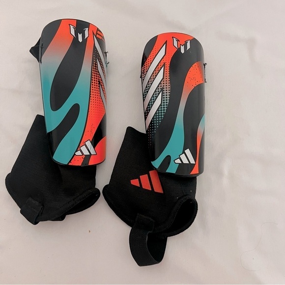Youth Adidas Bundle of (2) Shin Guards Messi Soccer Blue/White, Orange/Turquoise - Picture 5 of 7